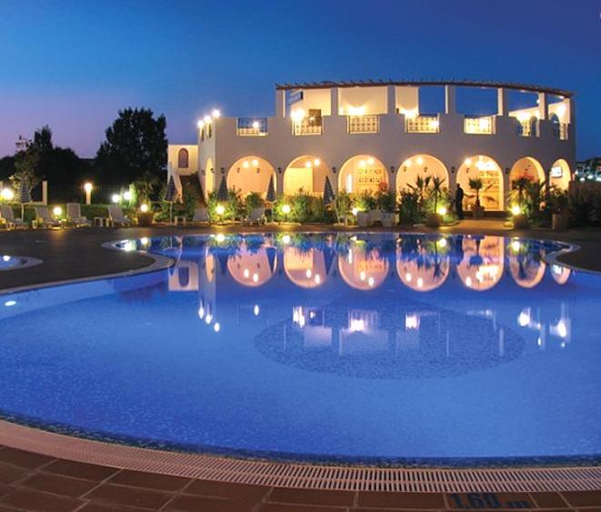 צ'רנומורץ Hotel Paradise Garden מראה חיצוני תמונה